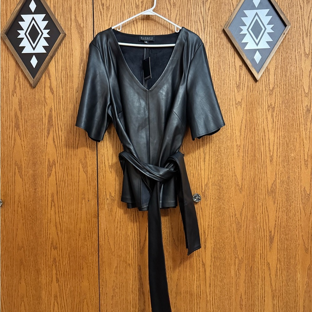 Eloquii Black Skirt. Pleather.